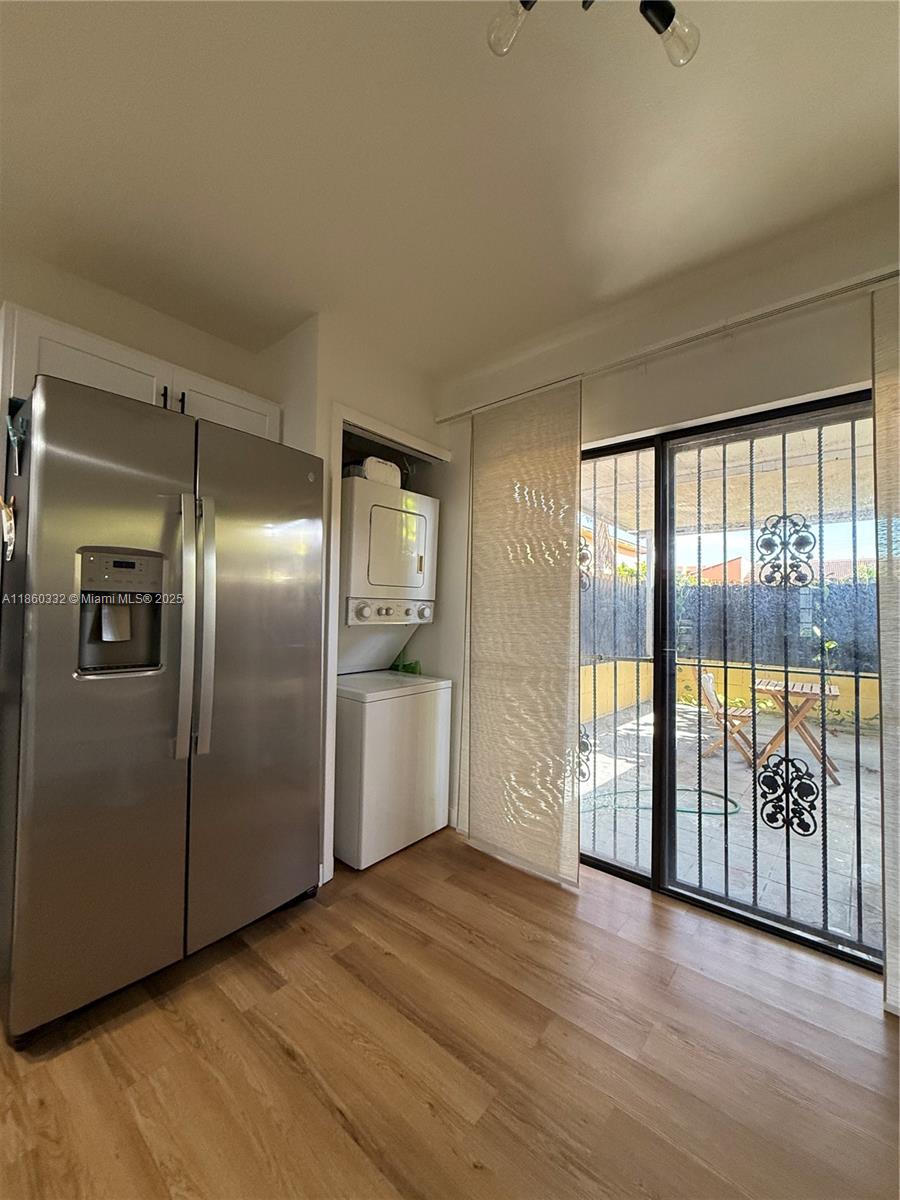 RAINBOW TOWNHOME CONDO - Residential