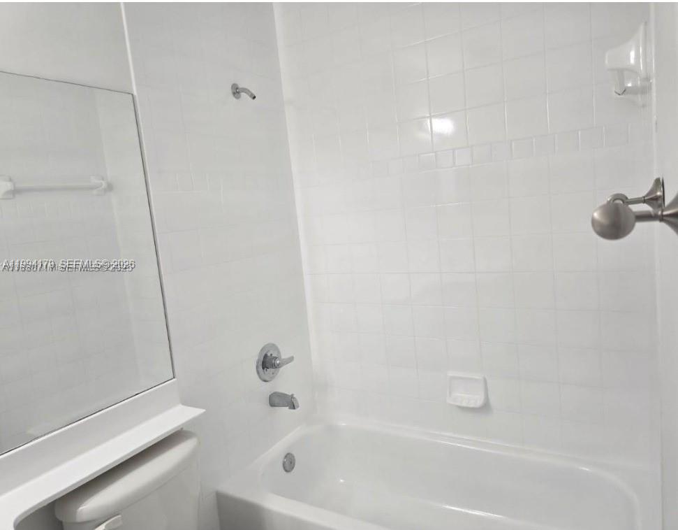 MELROSE POINT CONDO - Residential