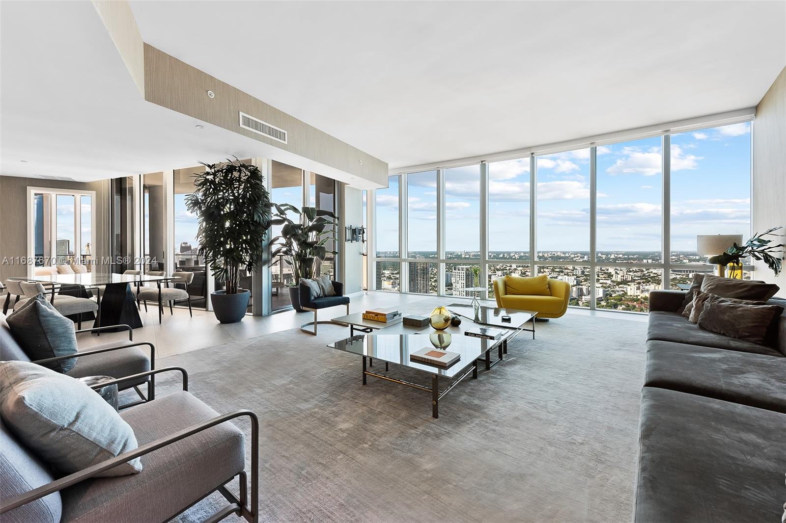 PARAMOUNT MIAMI WORLDCENT - Residential