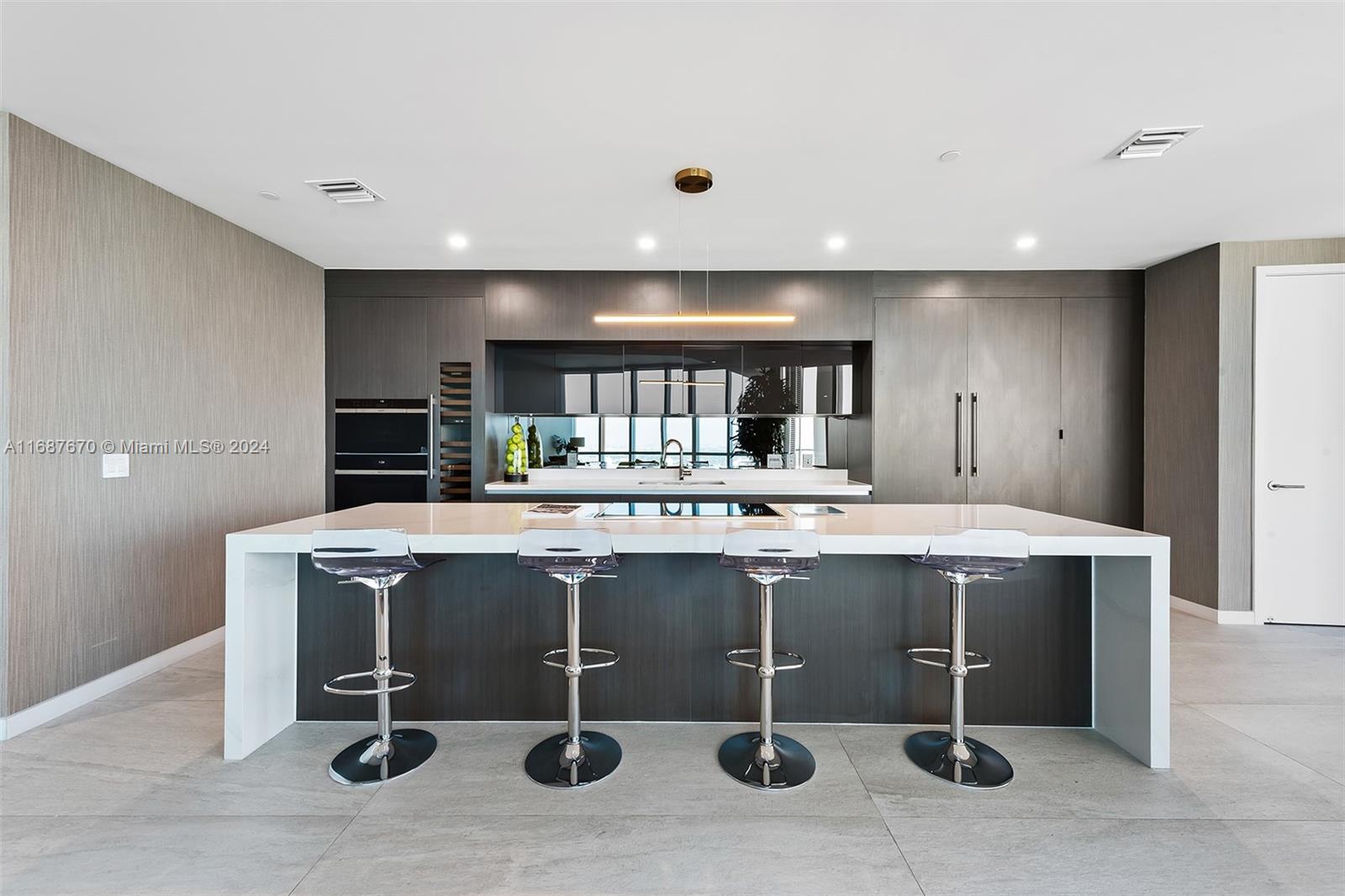 PARAMOUNT MIAMI WORLDCENT - Residential
