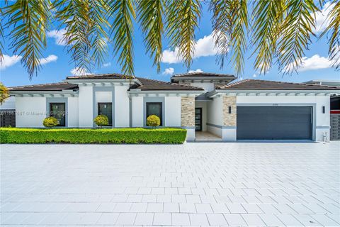 Single Family Residence in Miami FL 21301 132nd Ct Ct.jpg