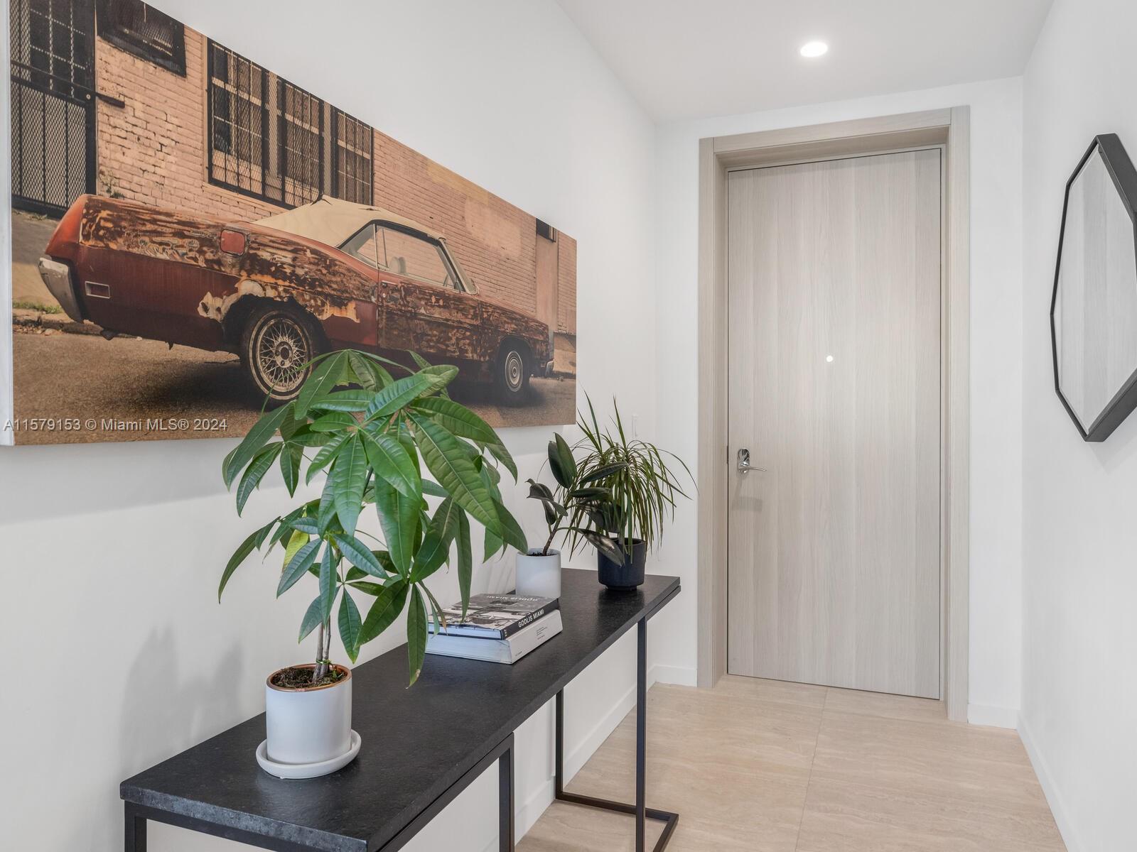 BRICKELL FLATIRON CONDO - Residential