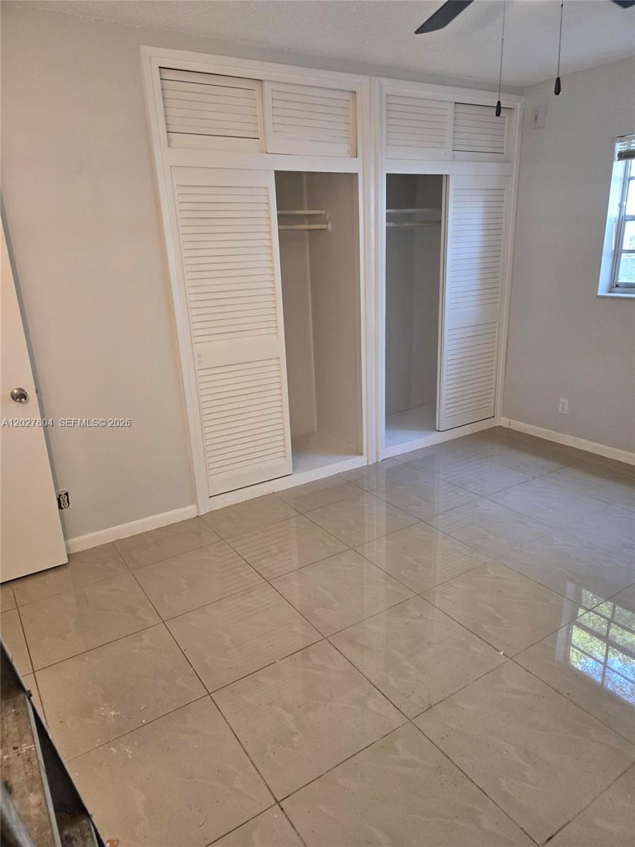 NORTH HAMPTON COURT CONDO - Residential