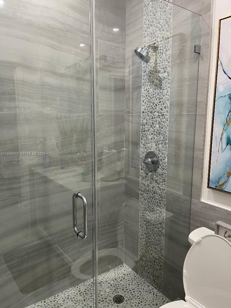 PARAGON CENTRE - Residential Lease