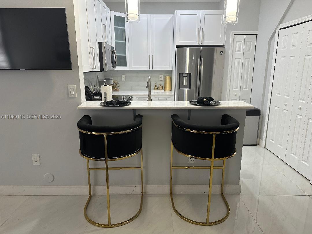 PARAGON CENTRE - Residential Lease