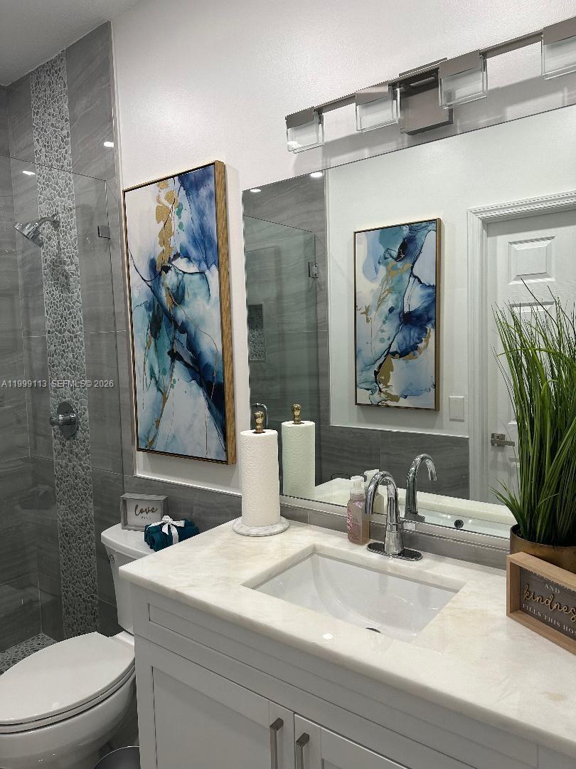 PARAGON CENTRE - Residential Lease