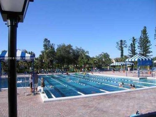BAYWOOD VILLAGE III-A CON - Residential Lease