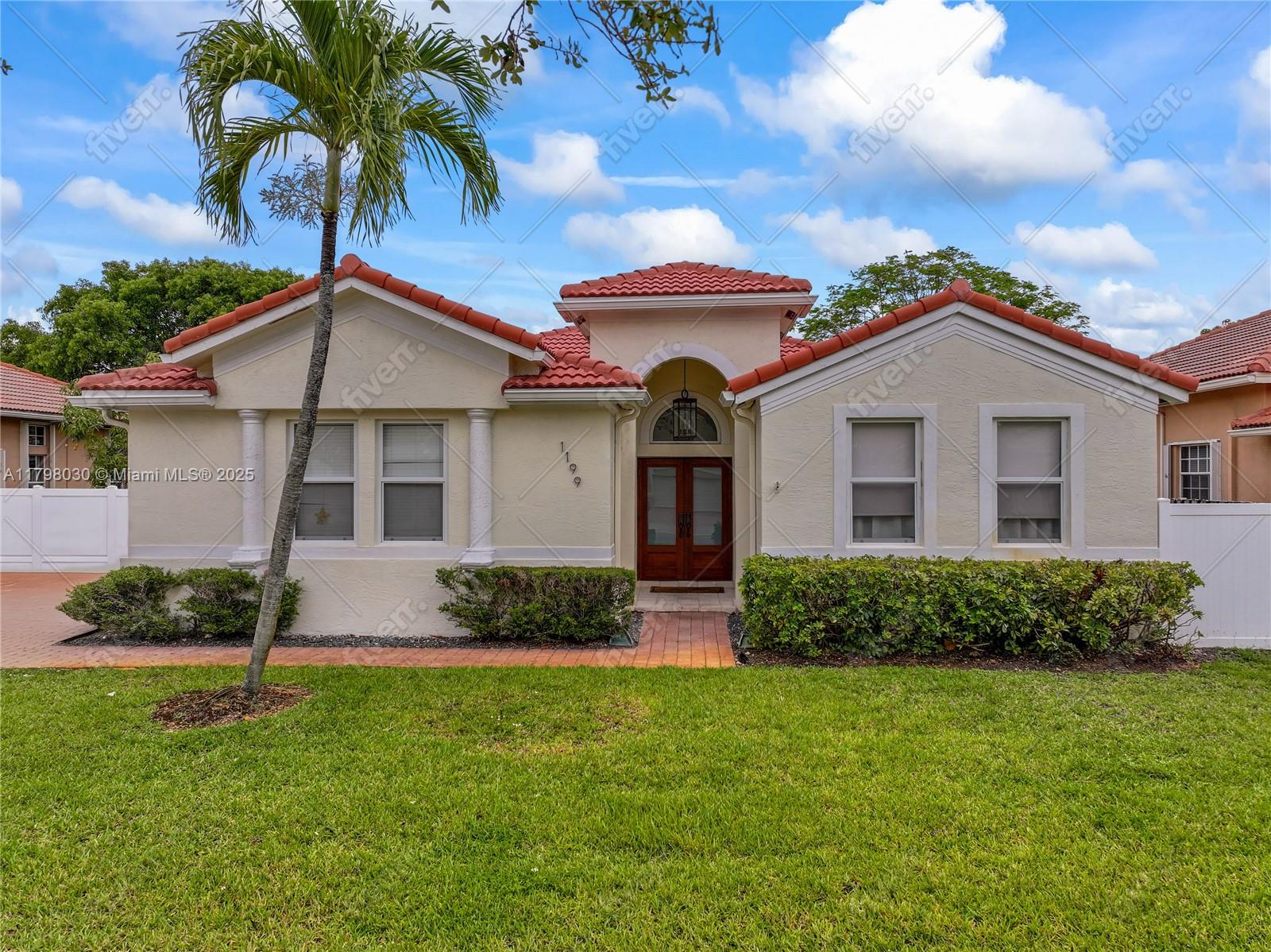 1199 Nw 166th Ave, Pembroke Pines, Miami-Dade County, Florida - 4 Bedrooms  
3.5 Bathrooms - 