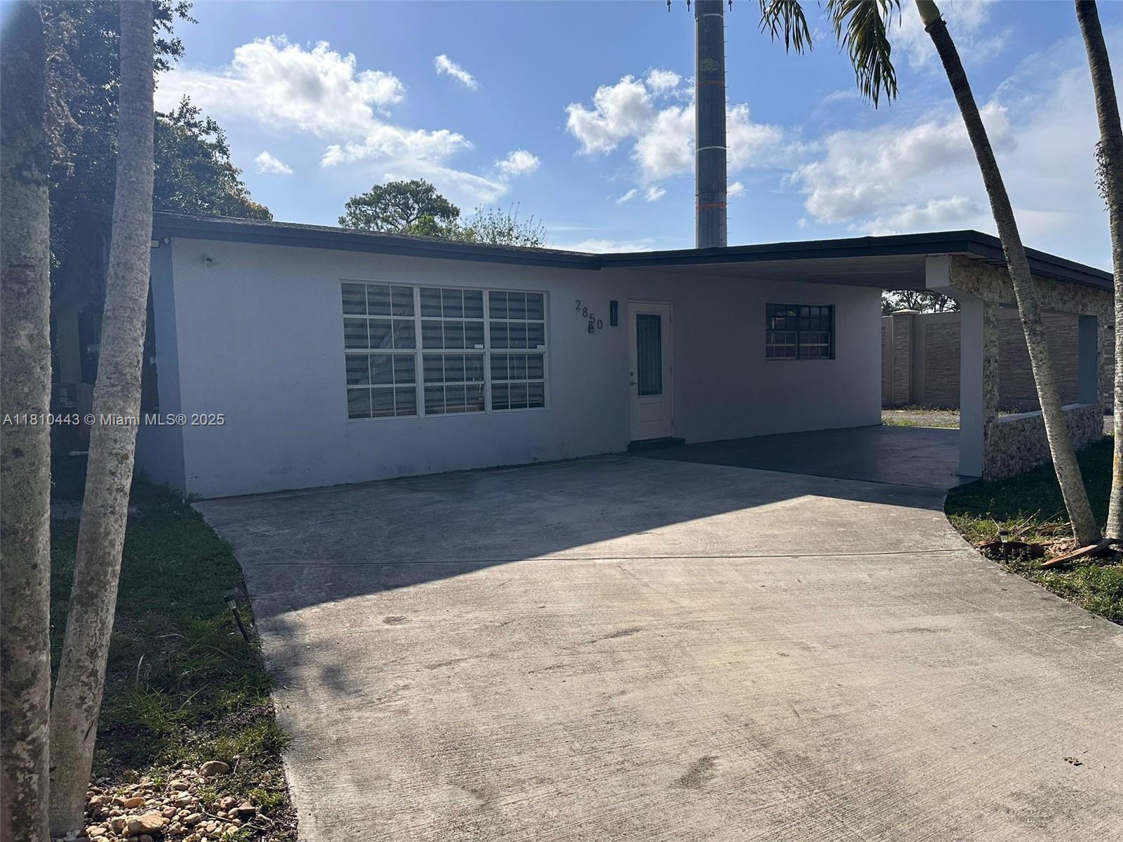 2850 N 62nd Ave 2850