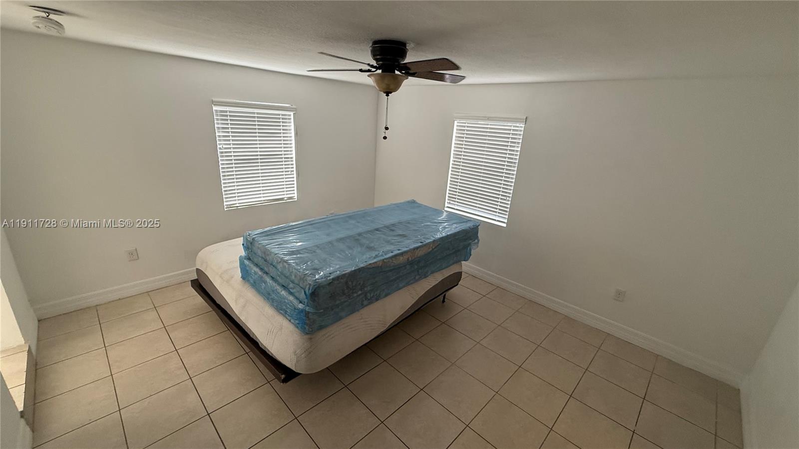 GRAPELAND HEIGHTS - Residential Lease