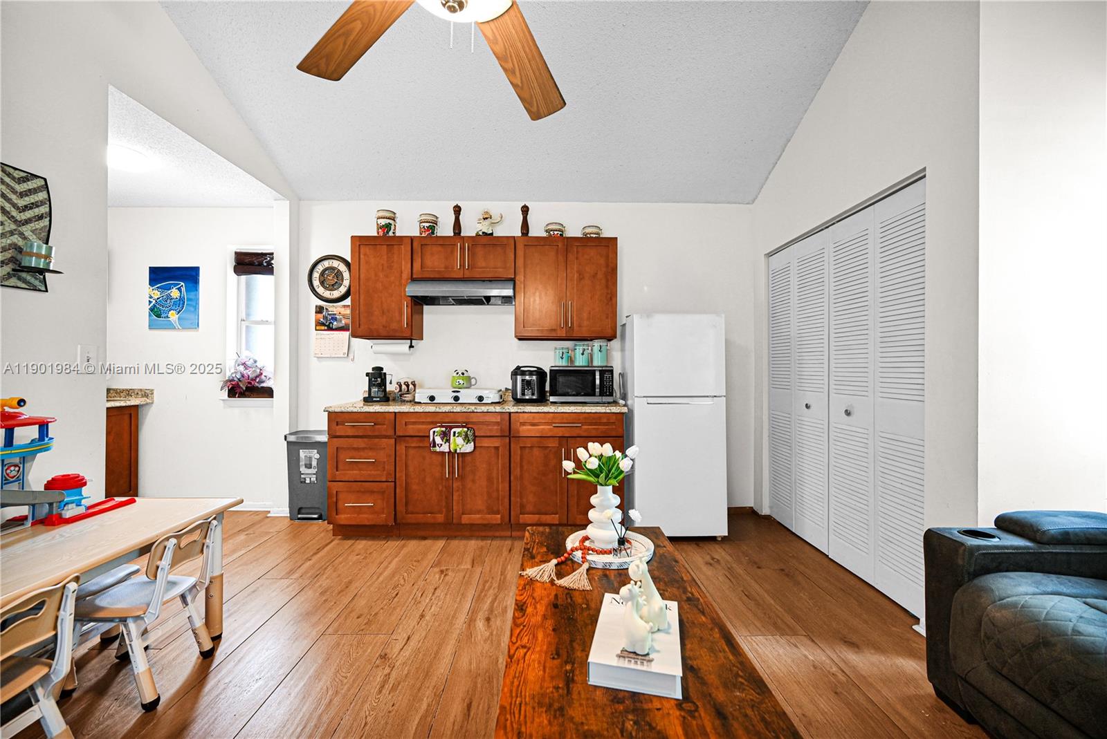 CUTLER LANDINGS - Residential