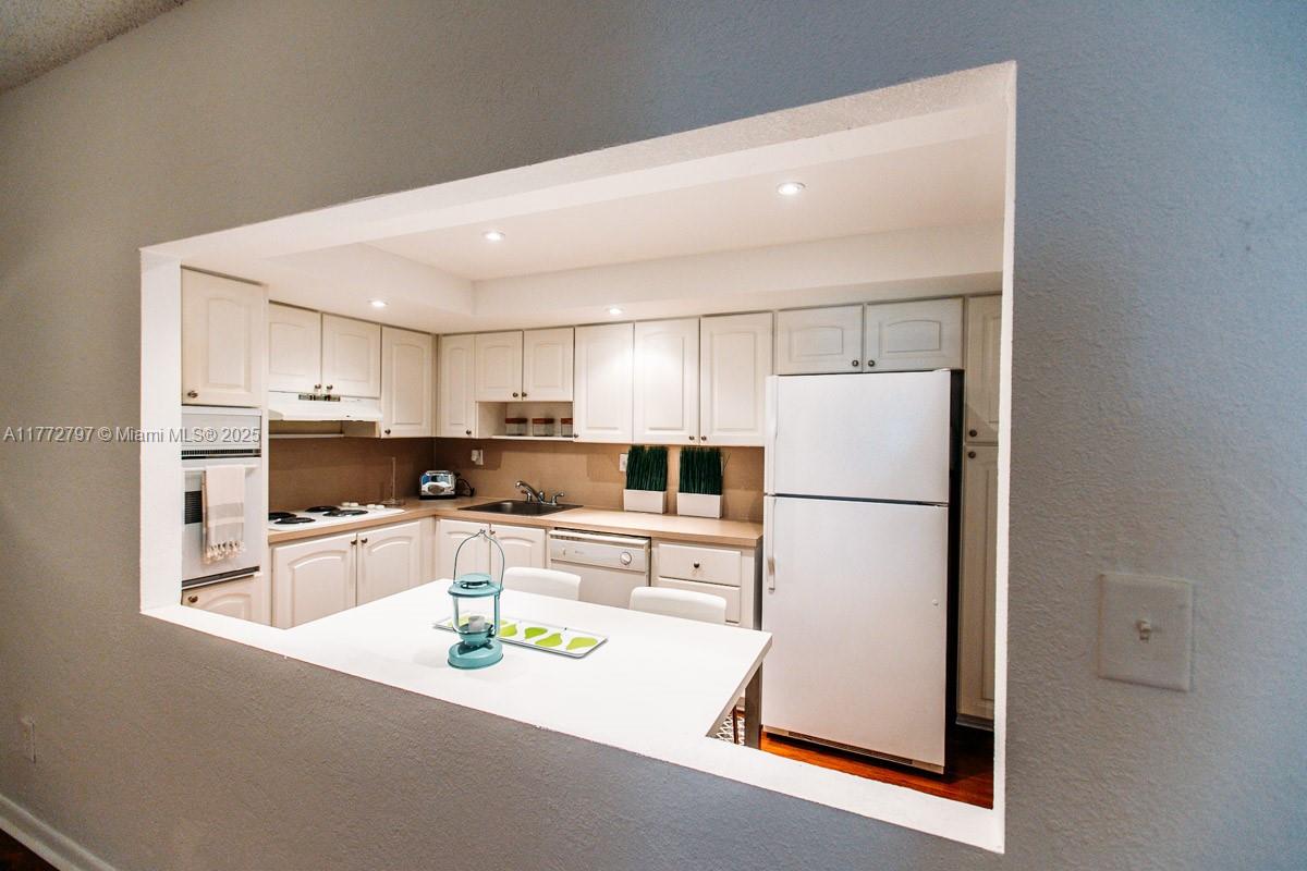 OCEAN RESERVE CONDO - Residential