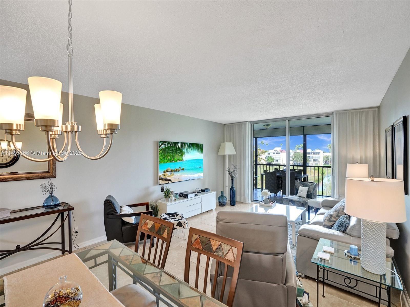 PALM LAKES CONDO - Residential