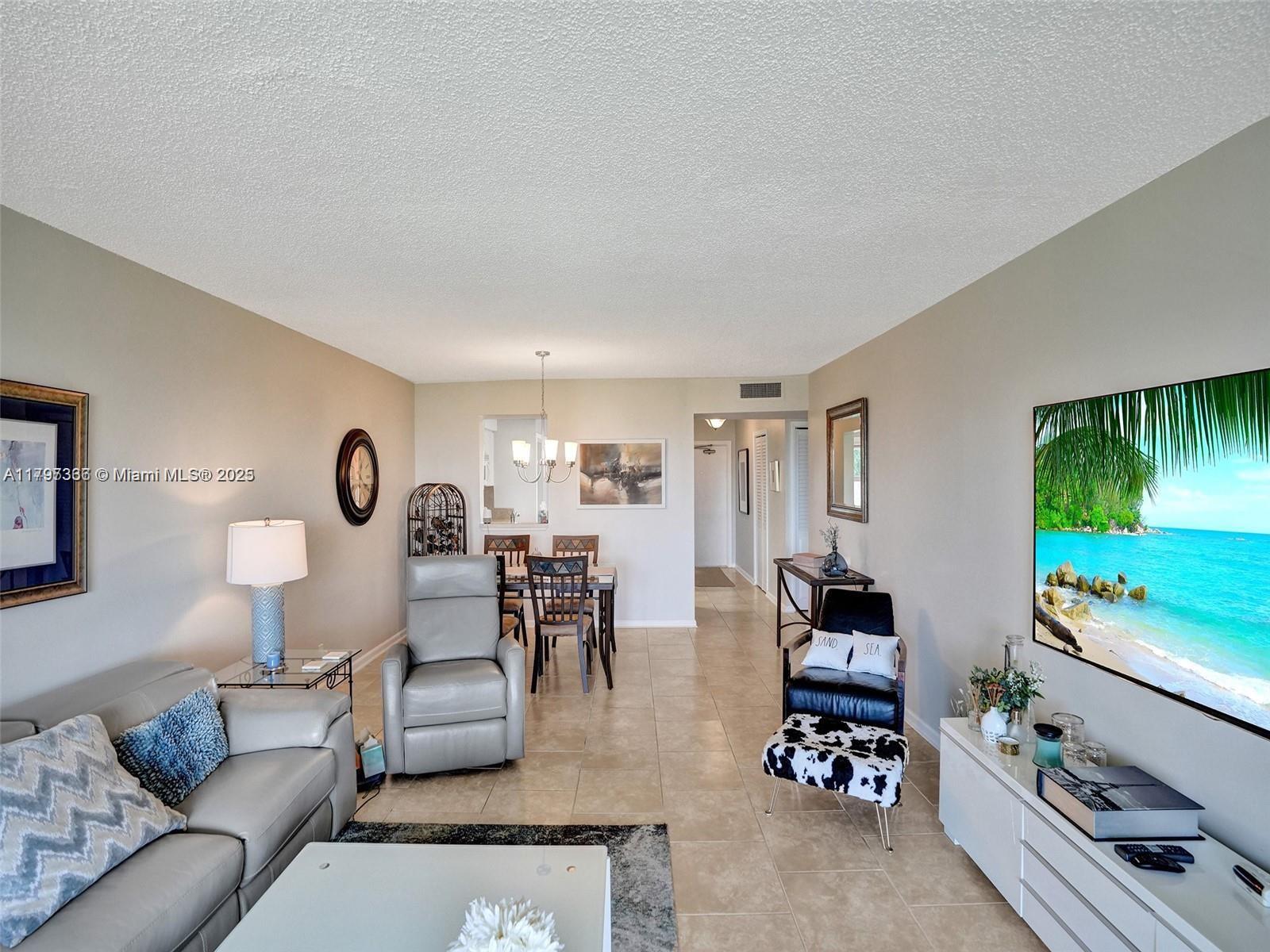 PALM LAKES CONDO - Residential