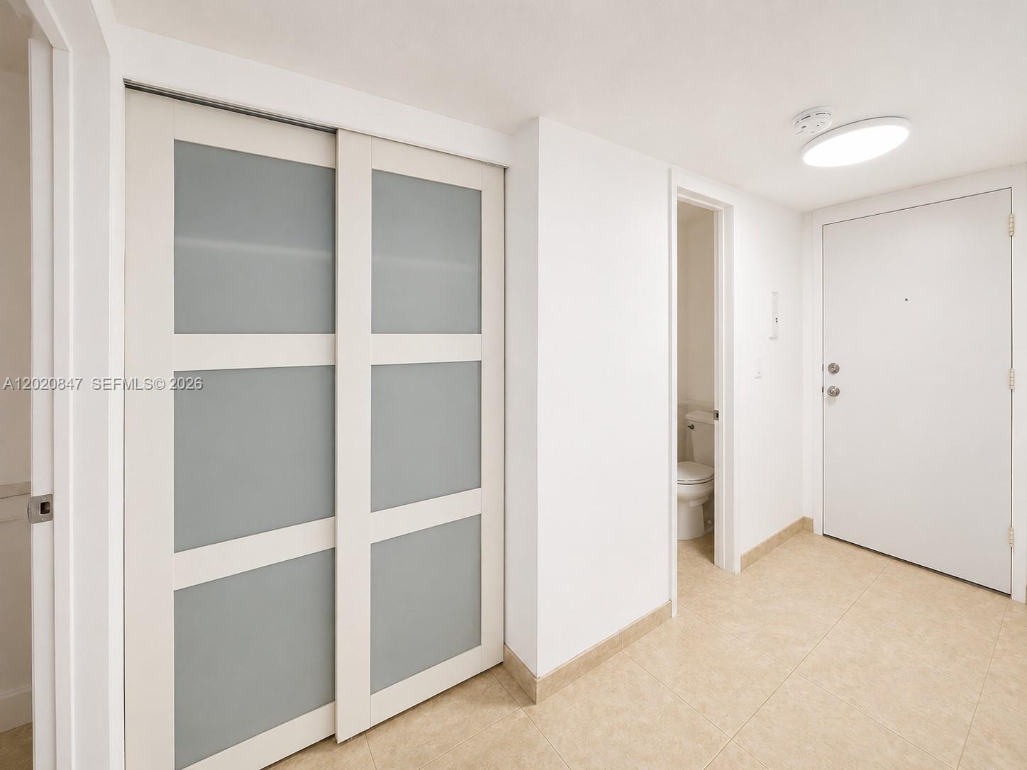 FOUNTAINVIEW CONDO NO 4 - Residential
