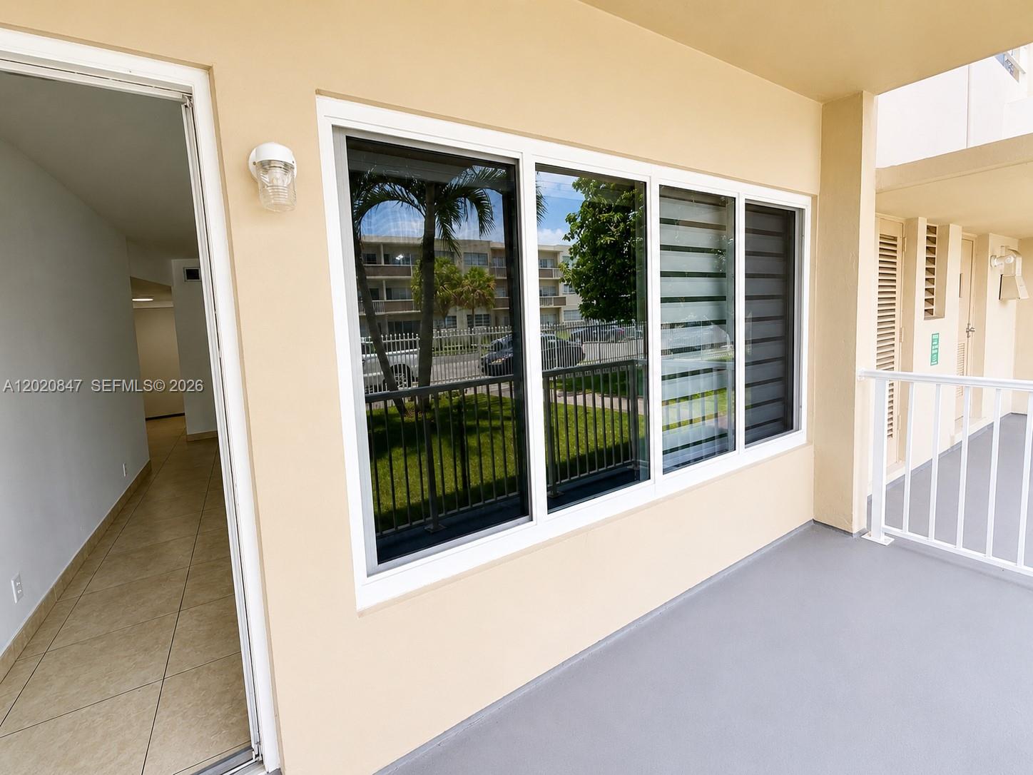 FOUNTAINVIEW CONDO NO 4 - Residential
