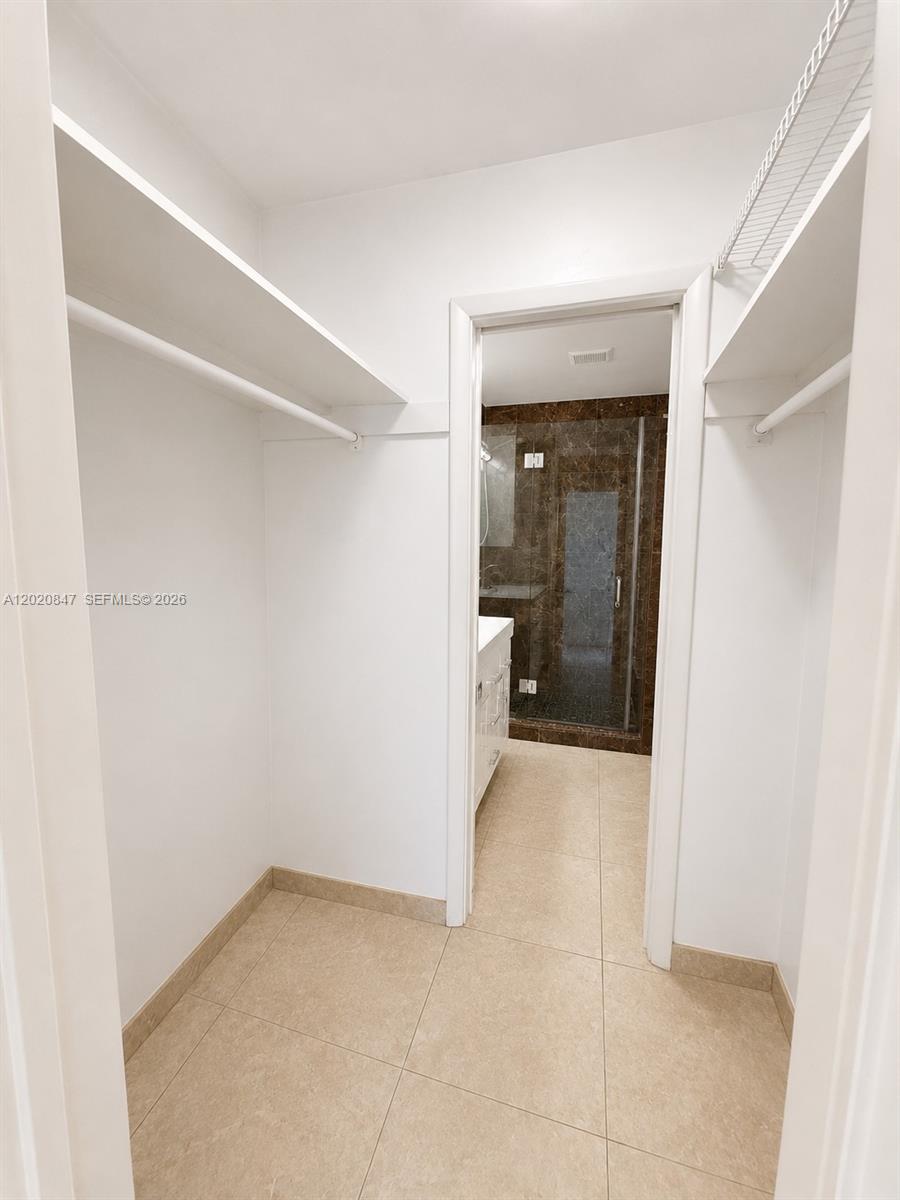 FOUNTAINVIEW CONDO NO 4 - Residential