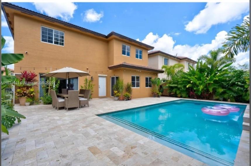 MIRENS PLACE - Residential