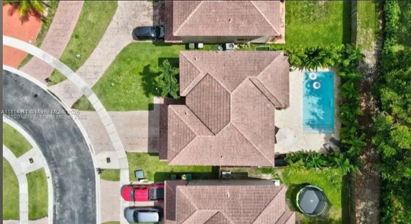 MIRENS PLACE - Residential