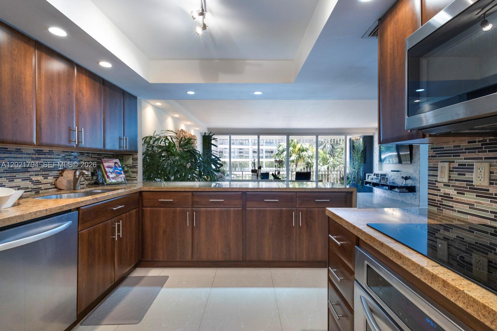 GROVE ISLE CONDO - Residential