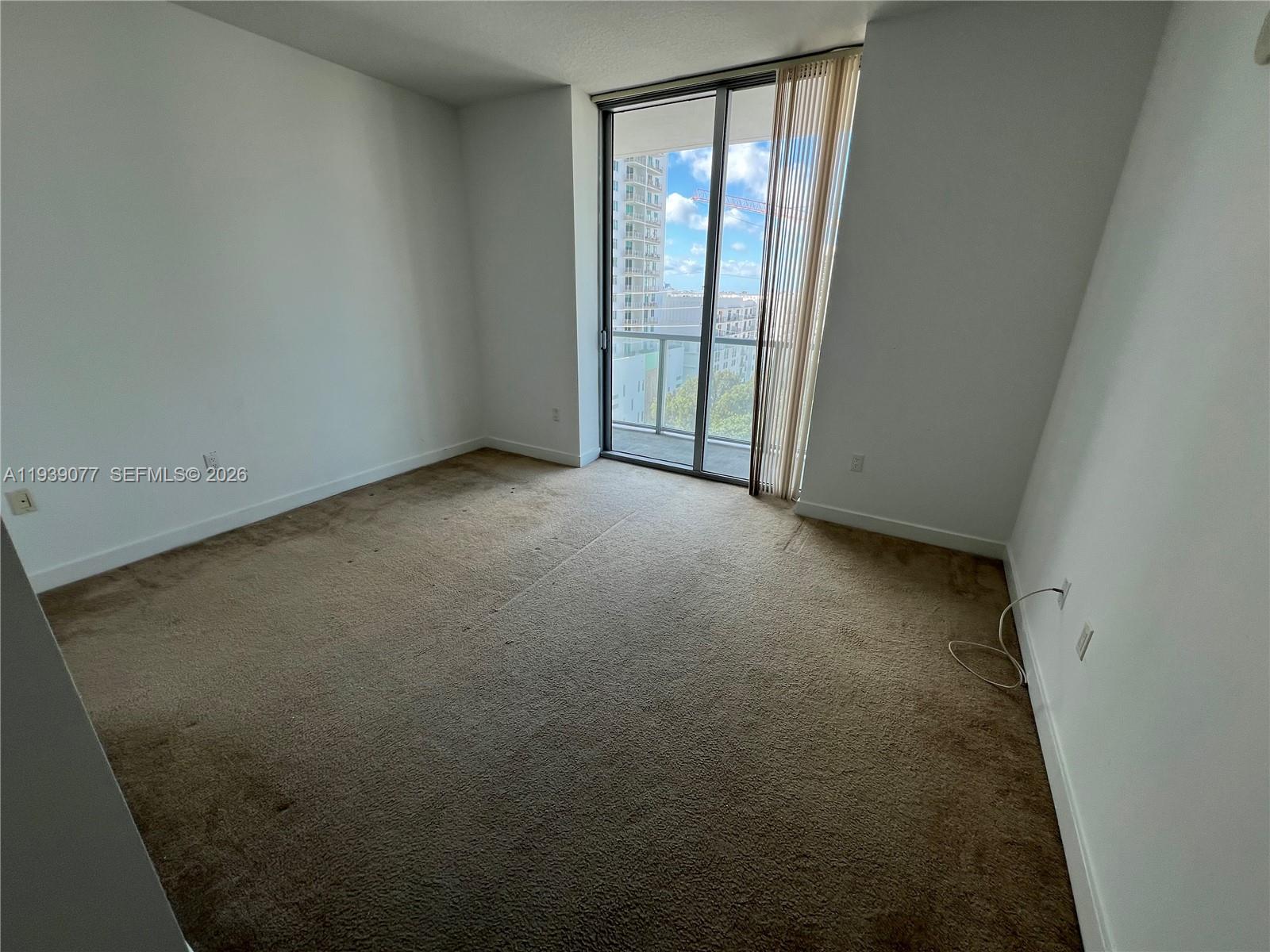 THE AXIS ON BRICKELL COND - Residential