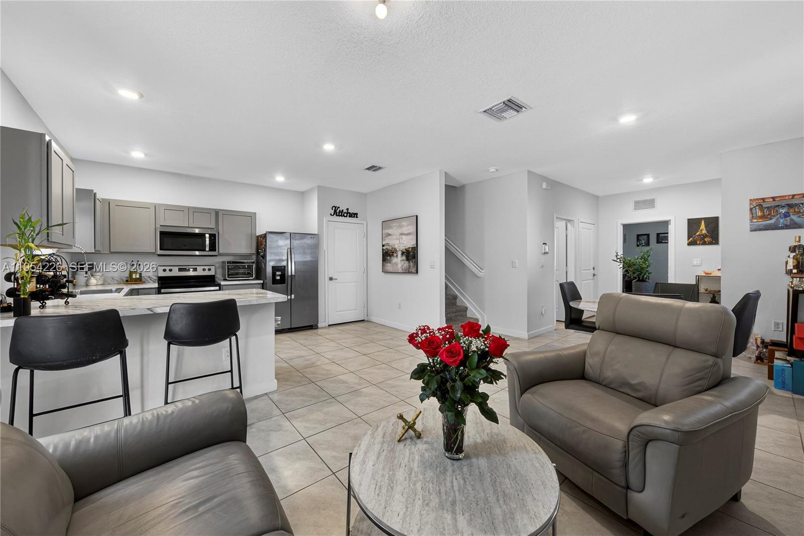 HAMILTON PLACE - Residential