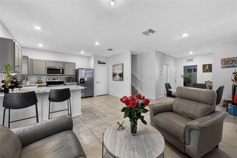 Photo of 1707 SE 9th Ter, Homestead, FL 33034 (MLS # A11954226)