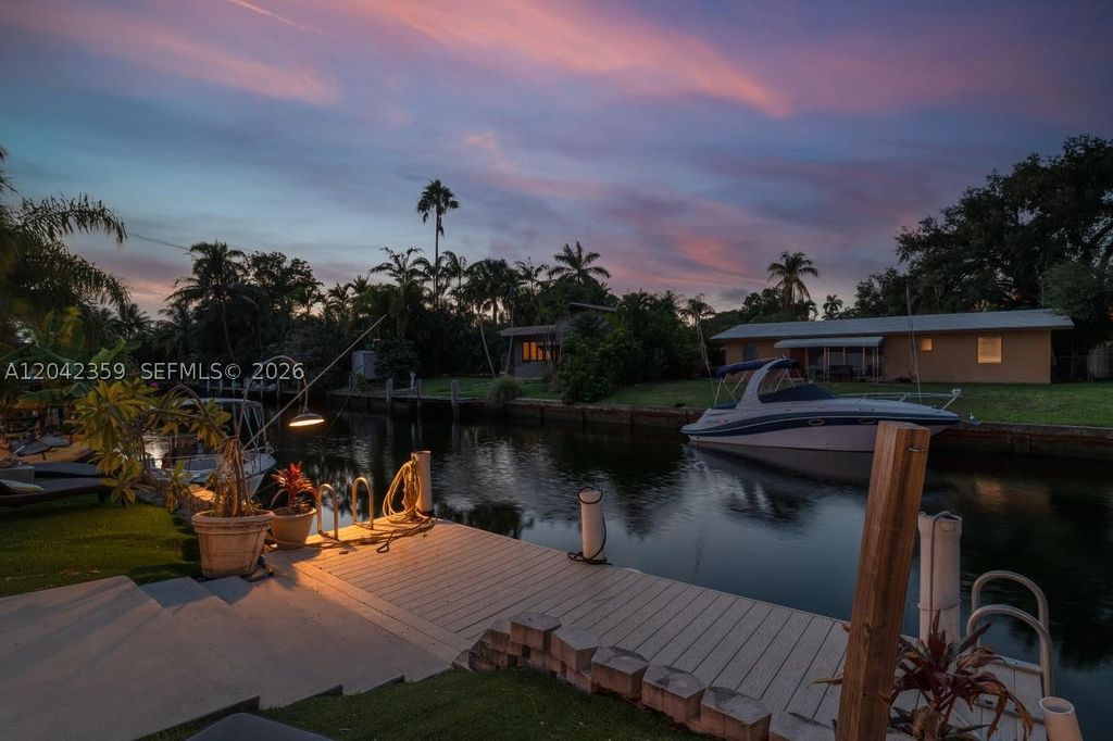 Photo of 1521 SW 5th Ct, Fort Lauderdale, FL 33312 (MLS # A12042359)