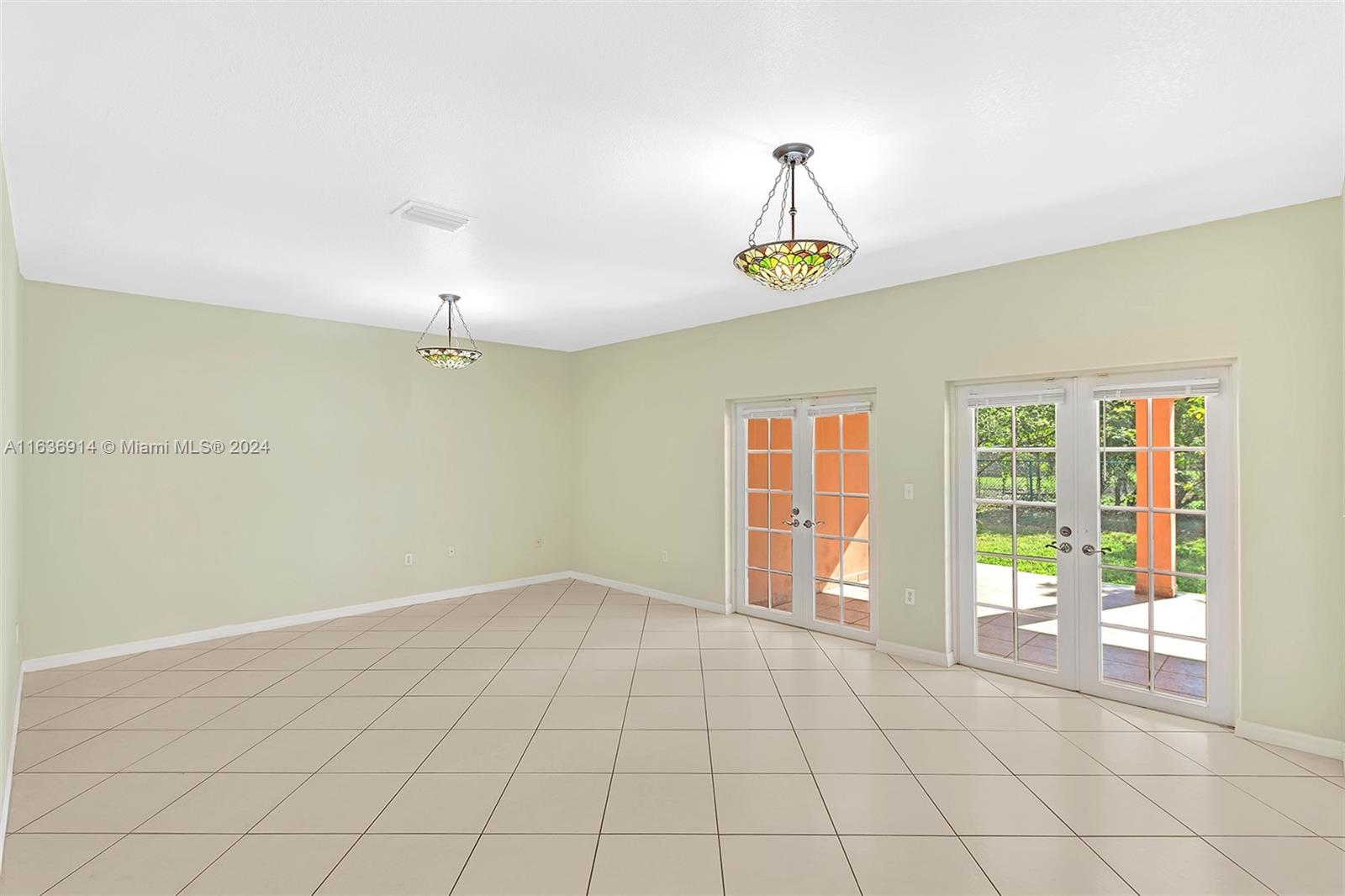 SWEETWATER SUBD - Residential