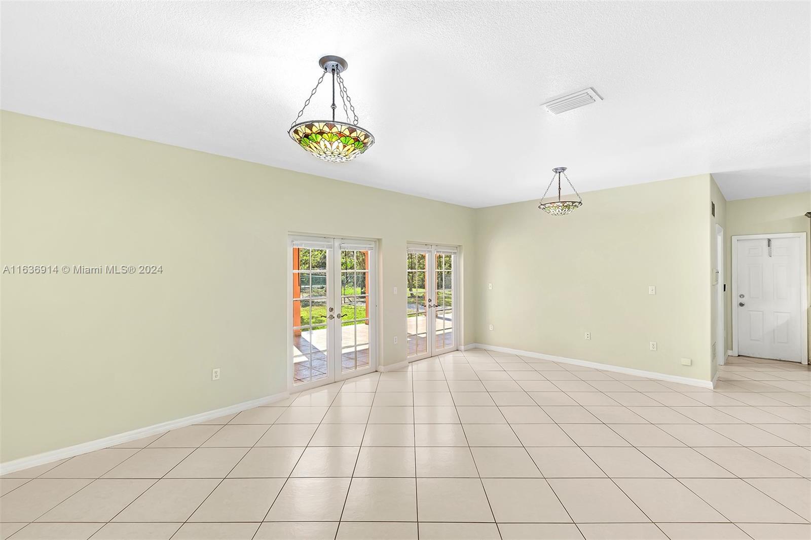 SWEETWATER SUBD - Residential