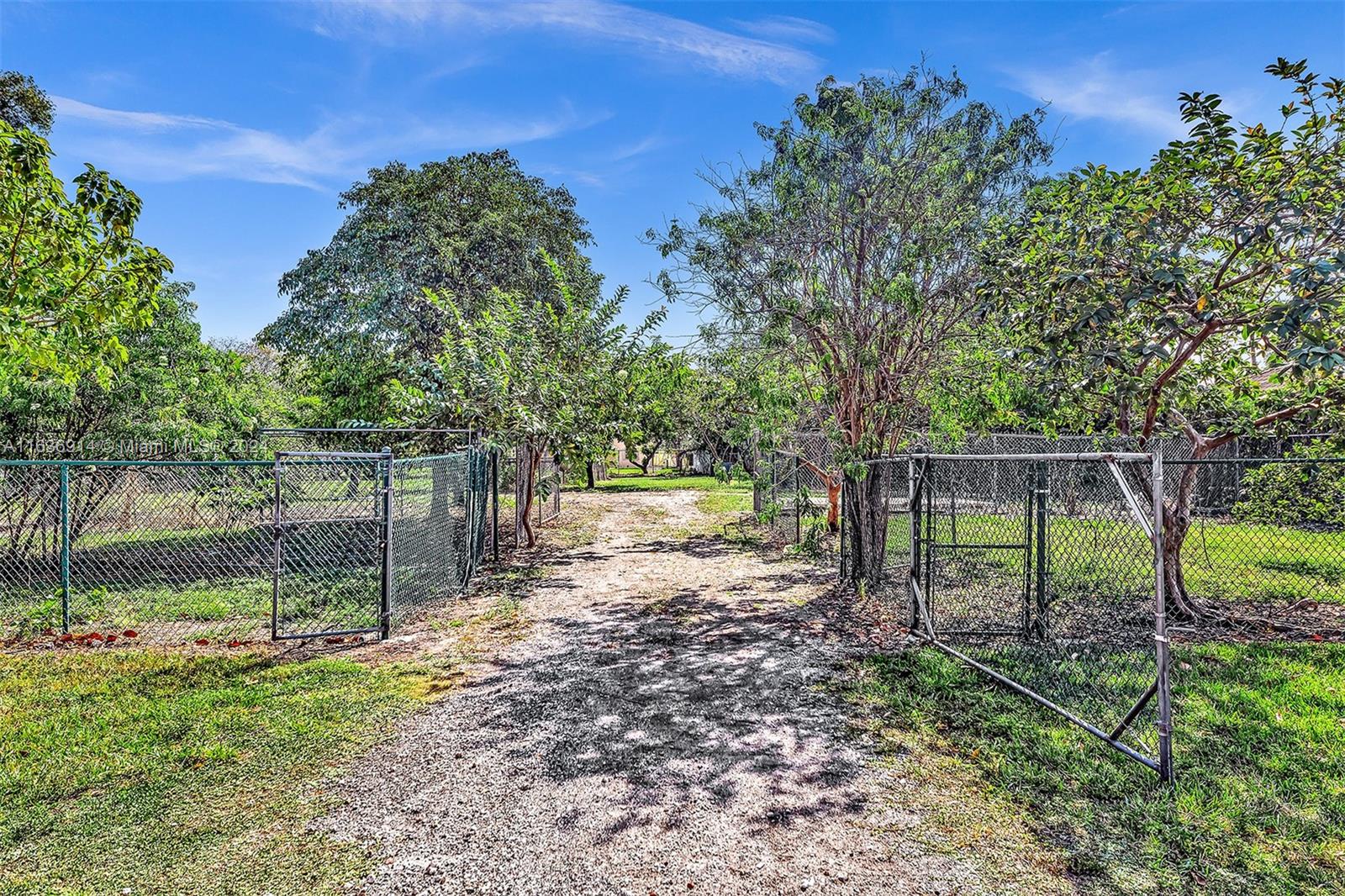 SWEETWATER SUBD - Residential