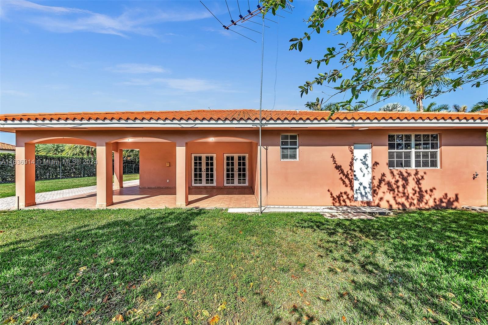 SWEETWATER SUBD - Residential