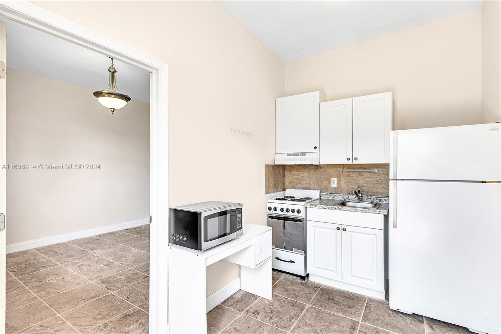 SWEETWATER SUBD - Residential