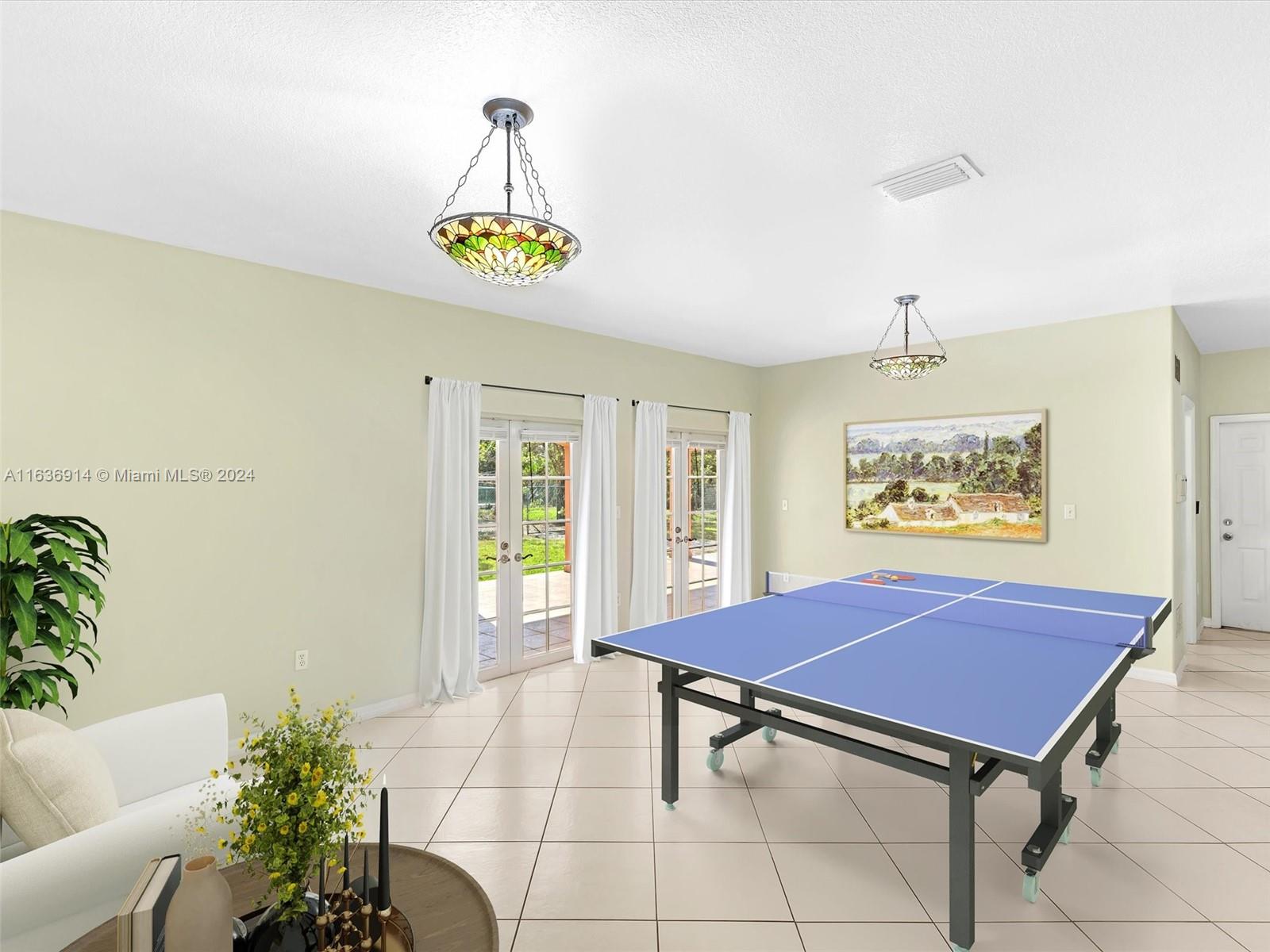 SWEETWATER SUBD - Residential