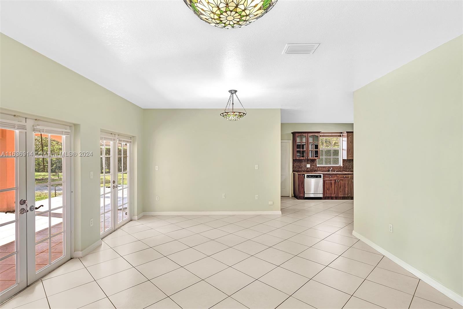 SWEETWATER SUBD - Residential