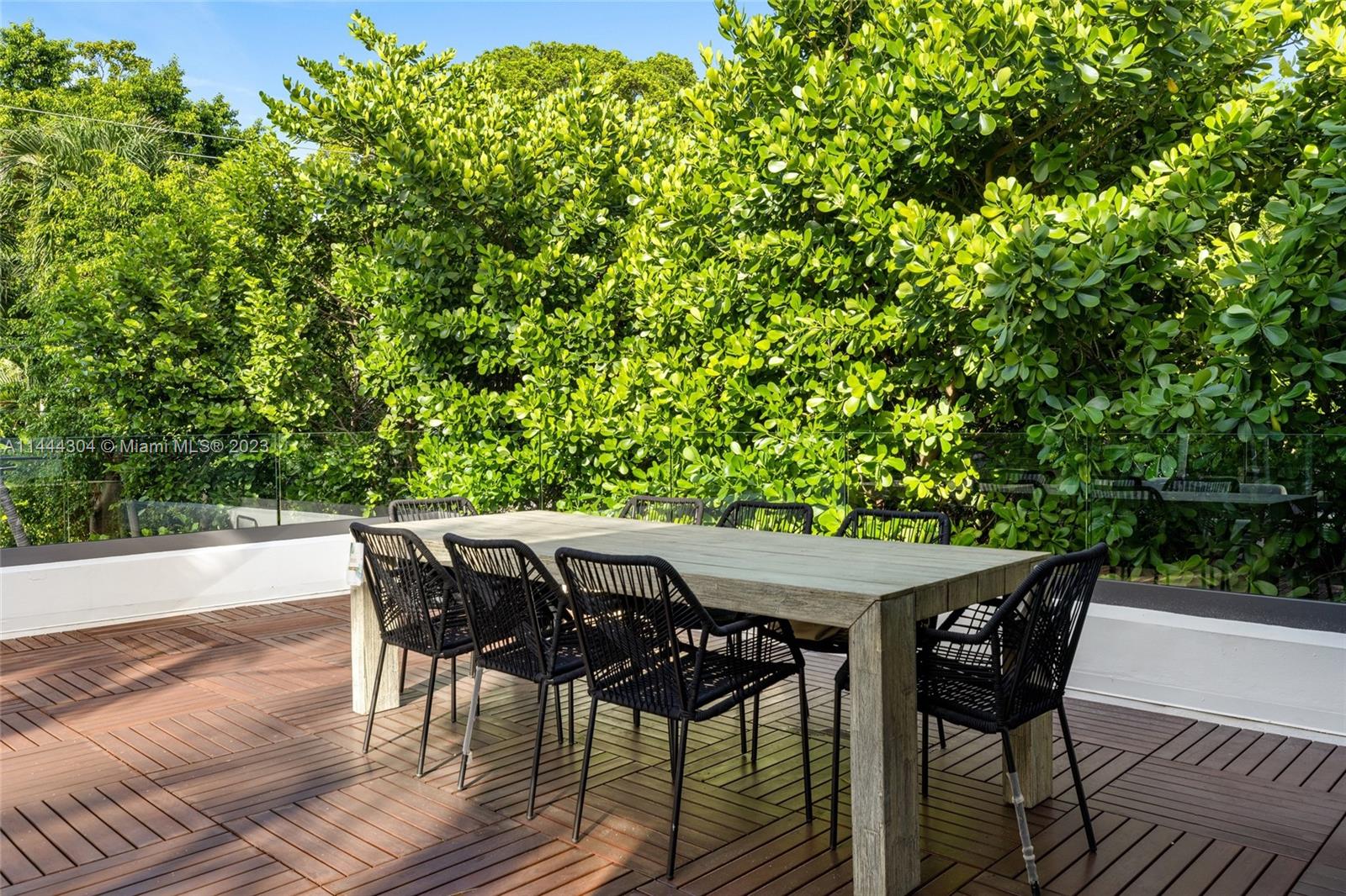 HIBISCUS ISLAND - Residential