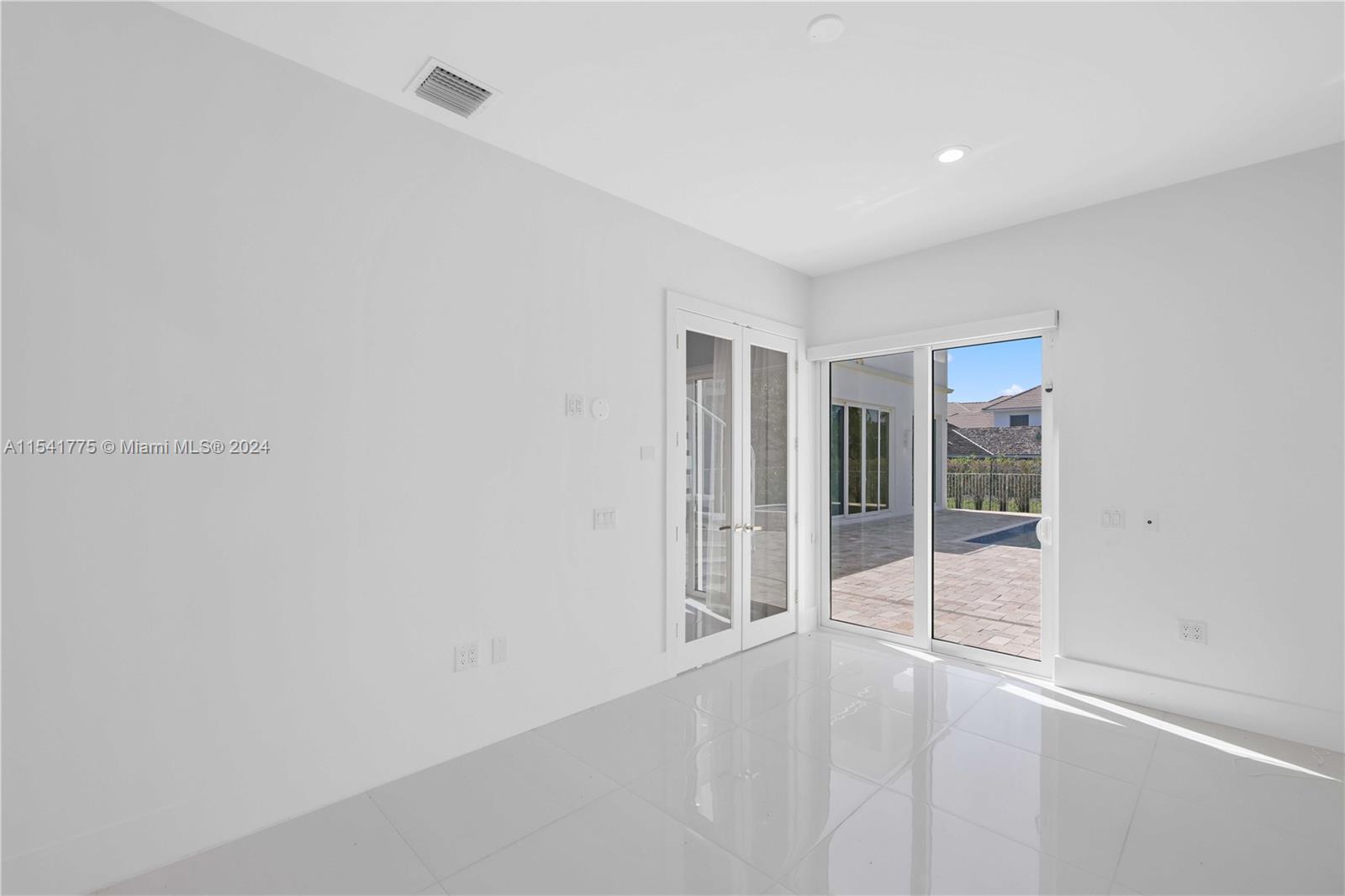 BOCA GROVE PLANTATION - Residential