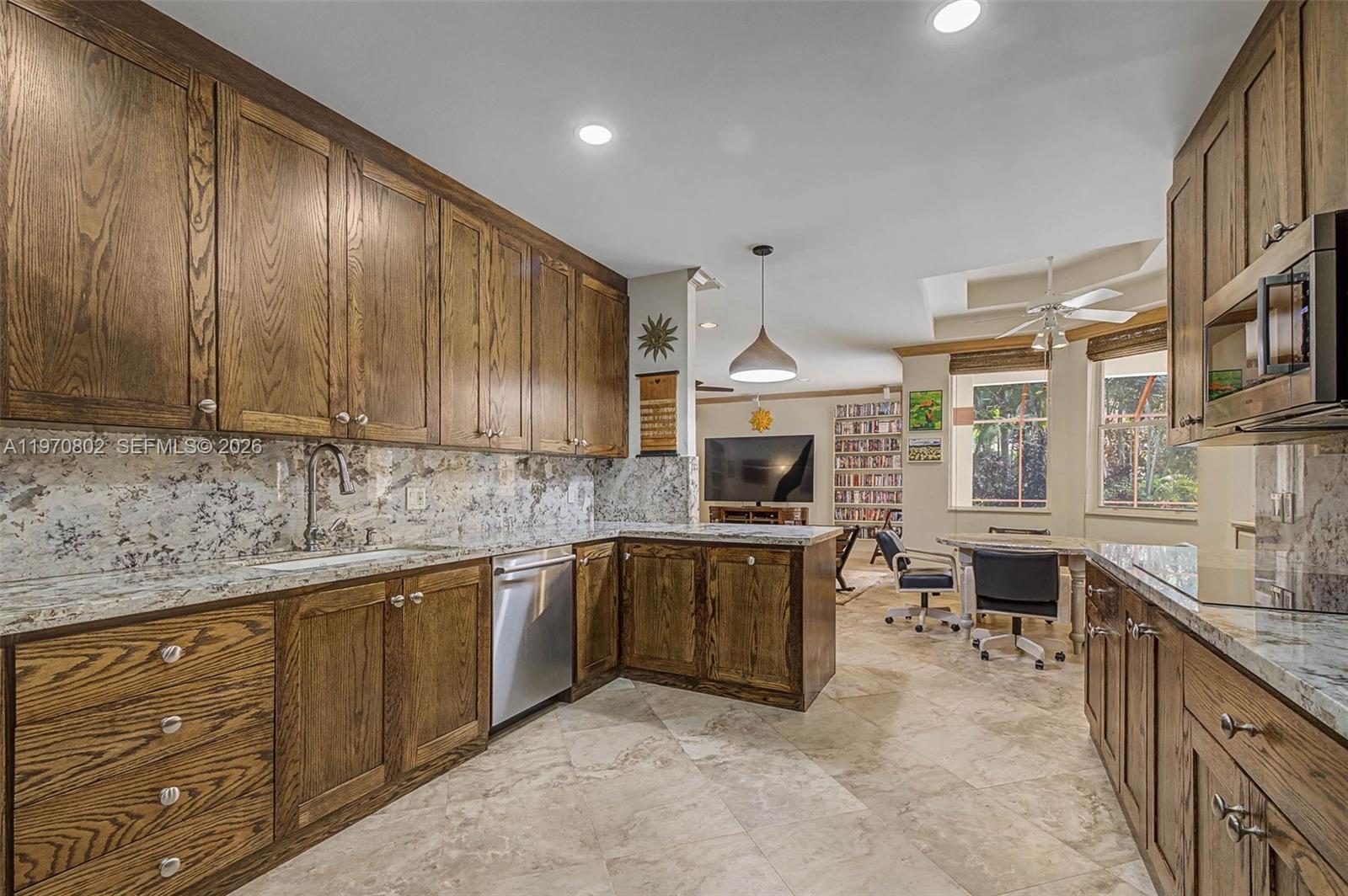 OLD CUTLER NATURAL HAMMOC - Residential