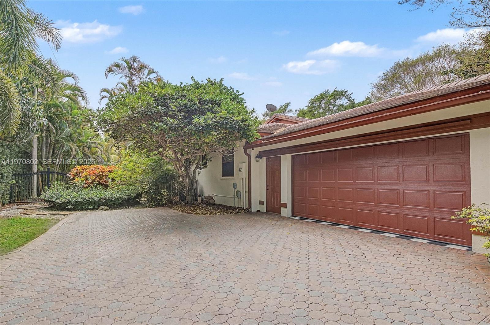 OLD CUTLER NATURAL HAMMOC - Residential