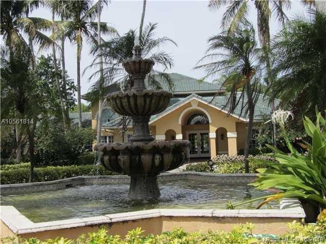 WINDWARD LAKES CONDO - Residential Lease