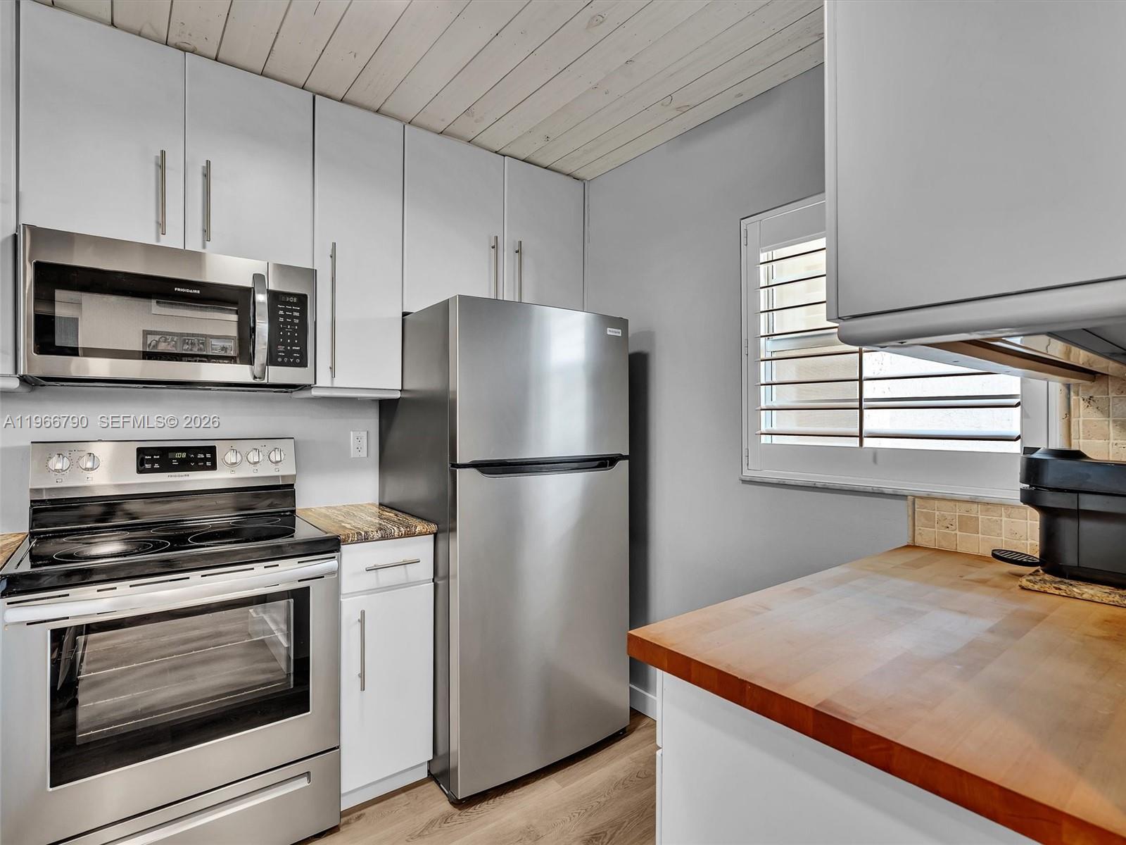 POINCIANA PINE ISLAND - Residential