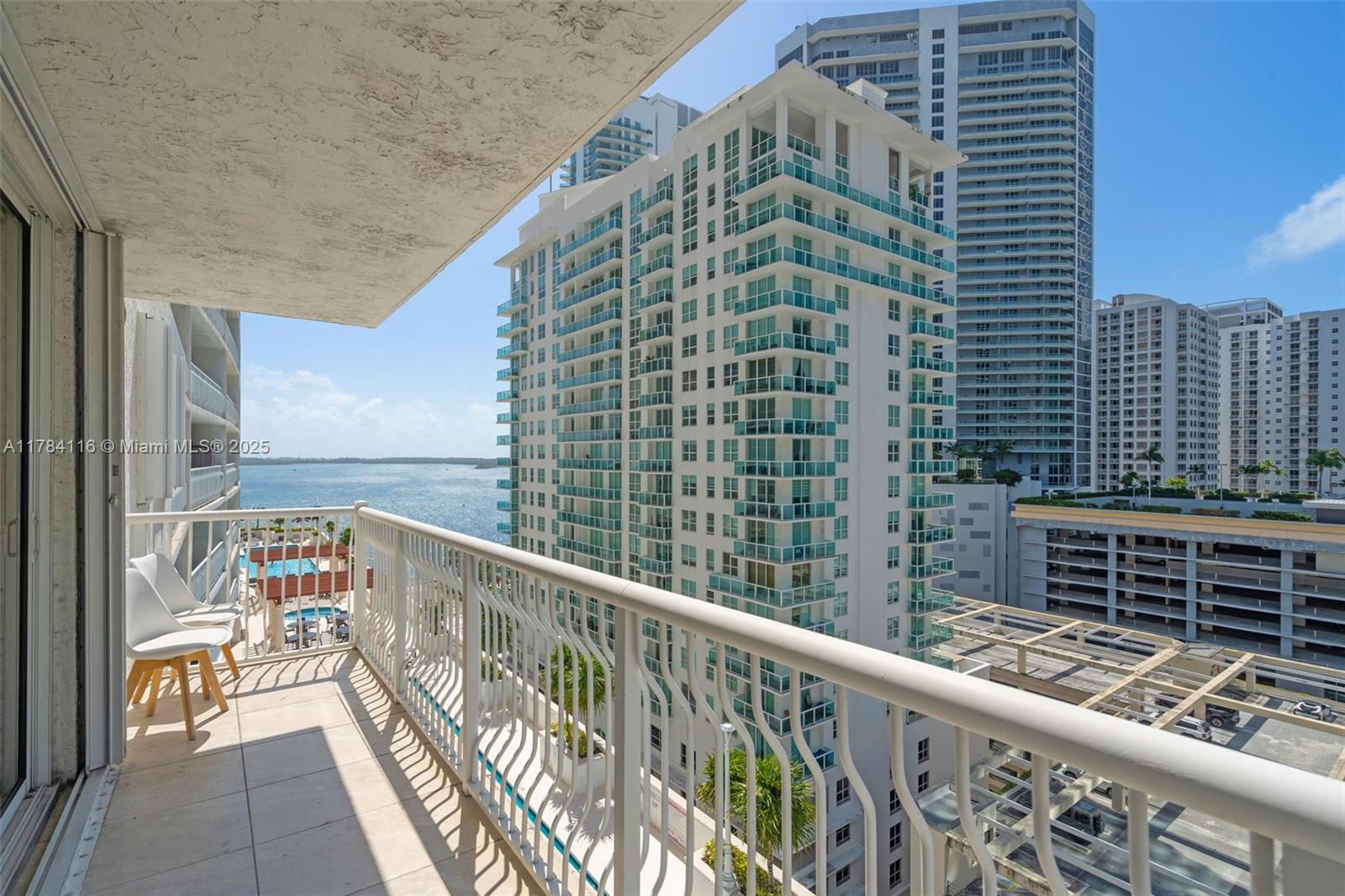 THE CLUB AT BRICKELL BAY - Residential