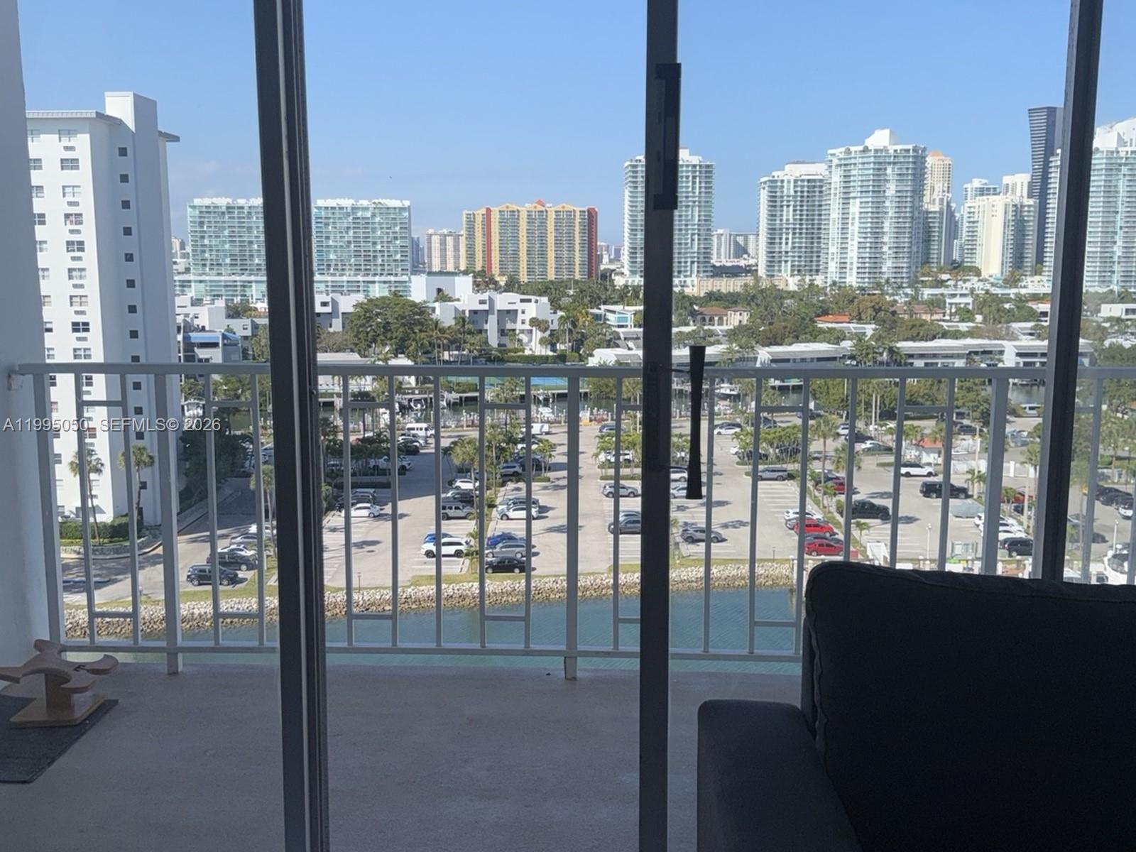 ARLEN HOUSE WEST CONDO - Residential