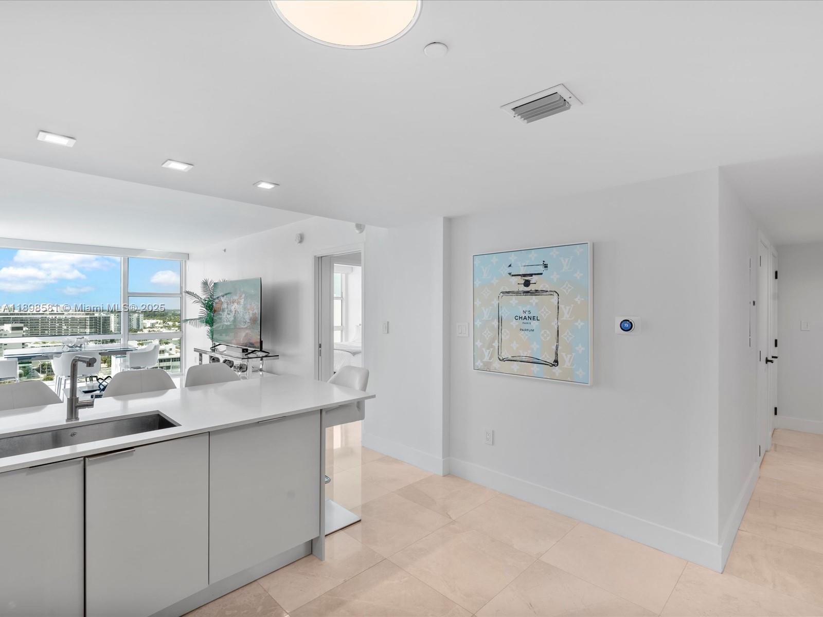 CENTRAL CARILLON BEACH CO - Residential