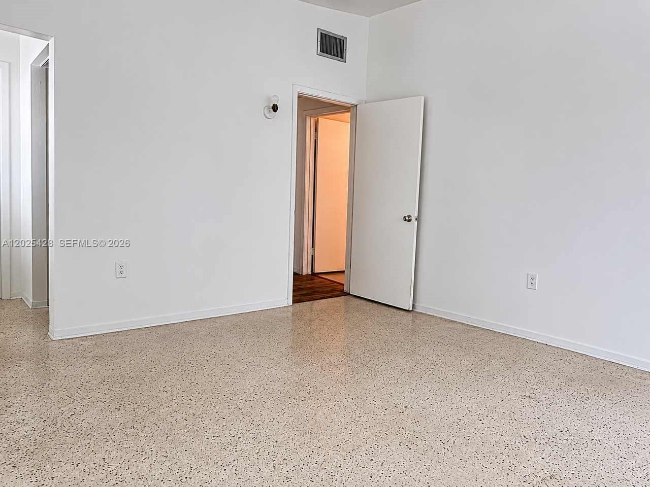 RIDGEWOOD ESTATES - Residential