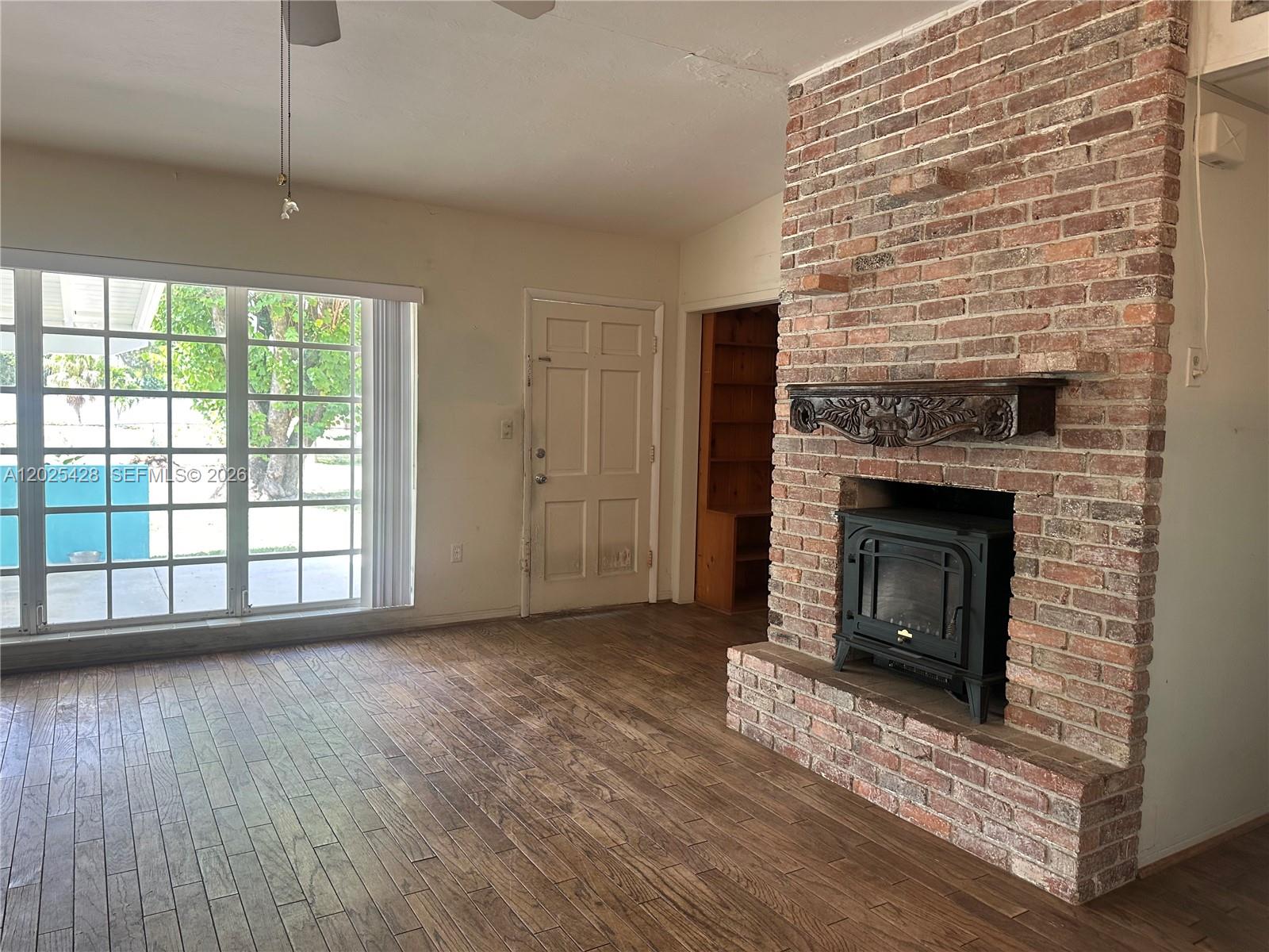 RIDGEWOOD ESTATES - Residential