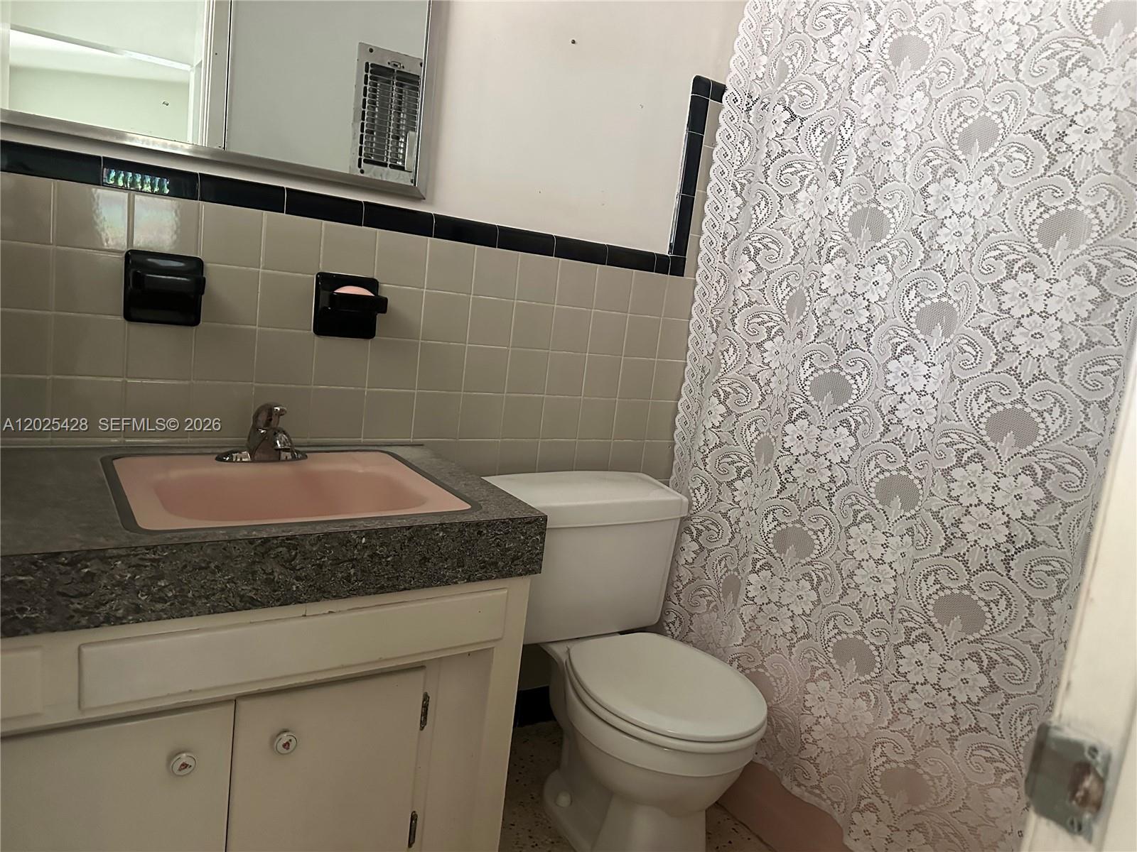 RIDGEWOOD ESTATES - Residential