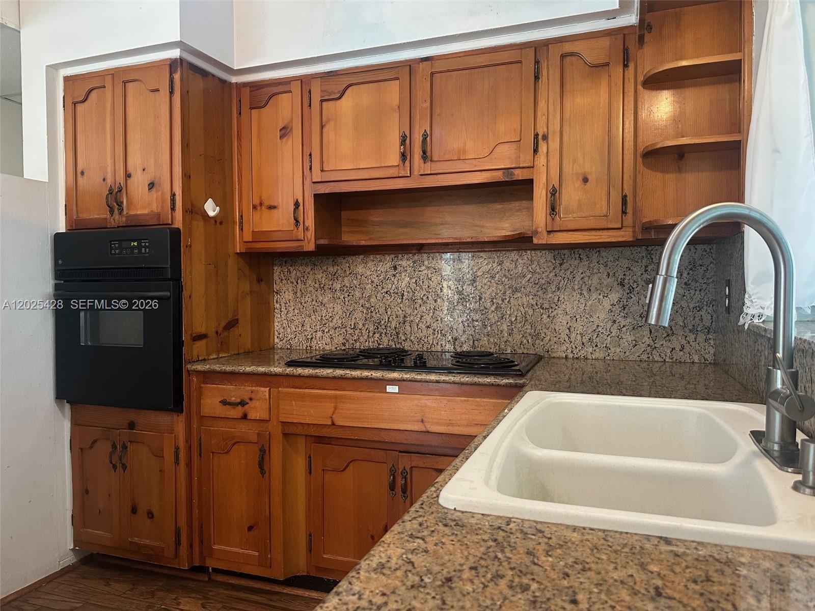 RIDGEWOOD ESTATES - Residential