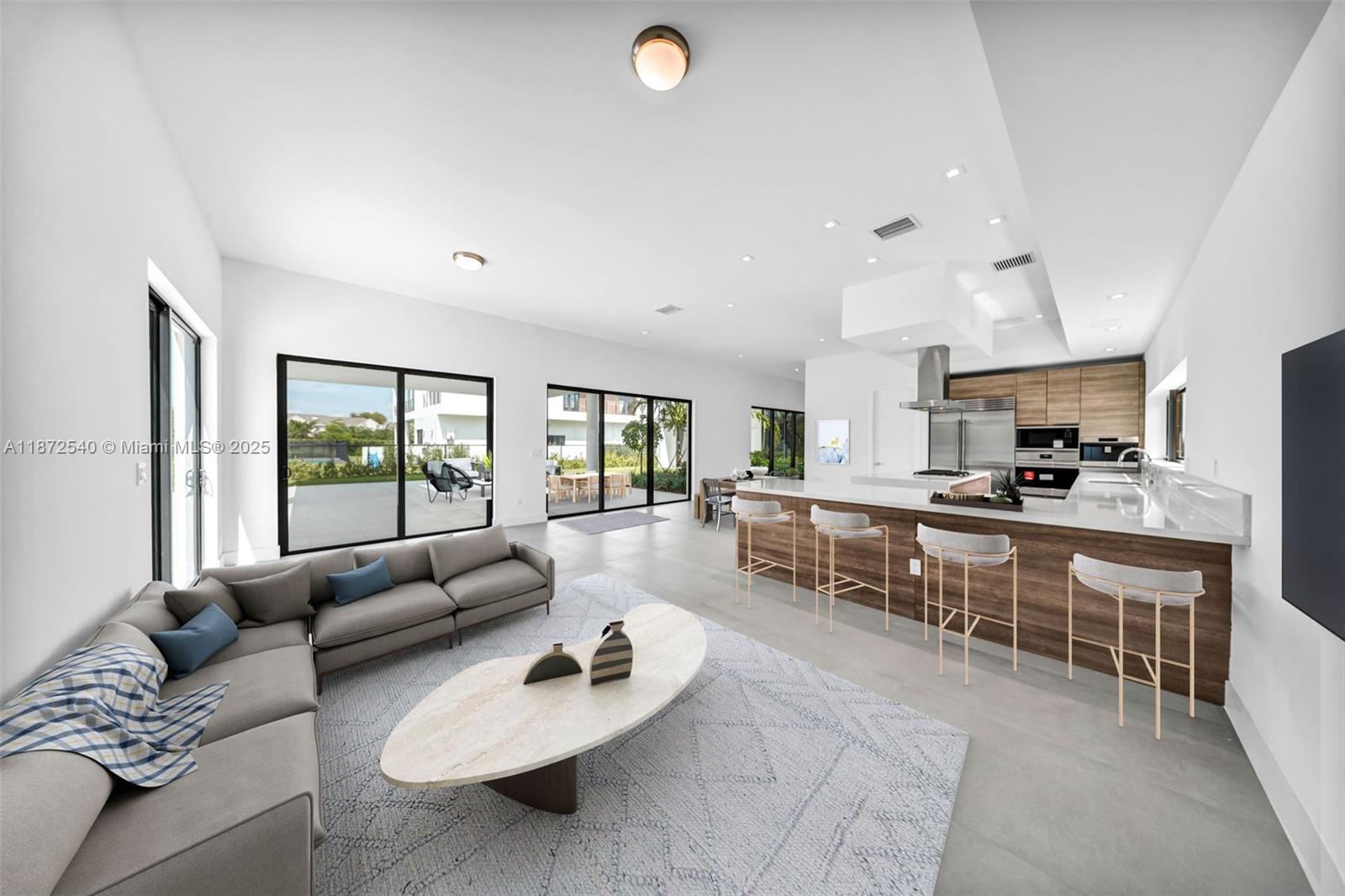 WESTON ESTATES - Residential