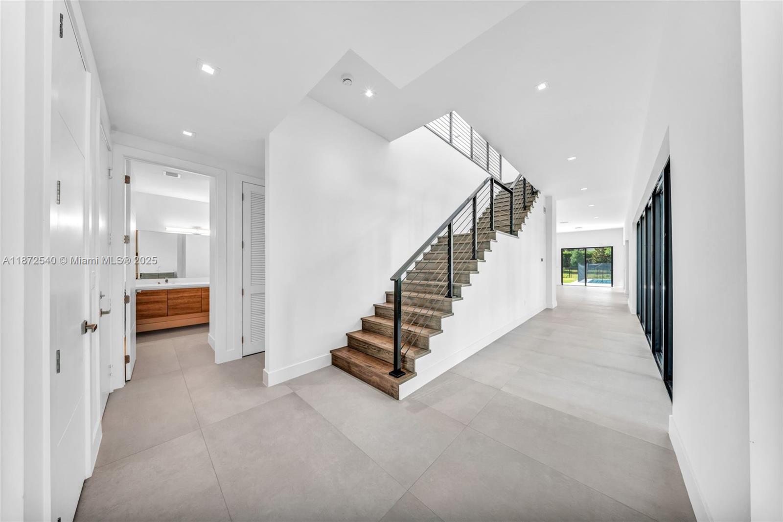 WESTON ESTATES - Residential